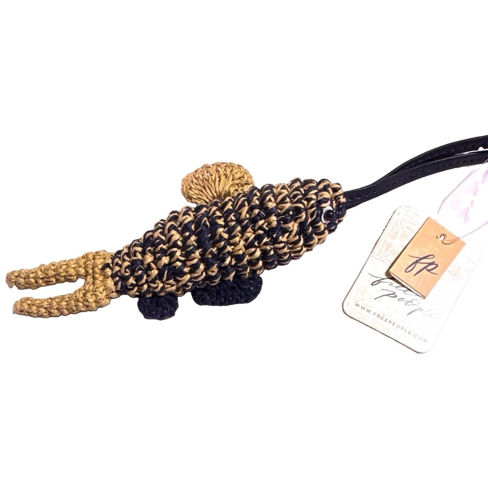 Free People Crocheted Mini Stuffed Animal Fish Keychain Black Tan NWT